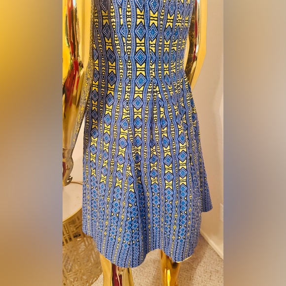 Nine West Blue and Yellow Geometric Patterned Women's Dress, Pre-Loved, Size 8P - Picture 8 of 12